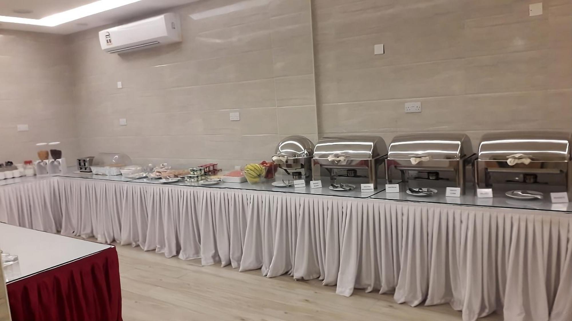 Nizwa Hotel Apartments Luaran gambar